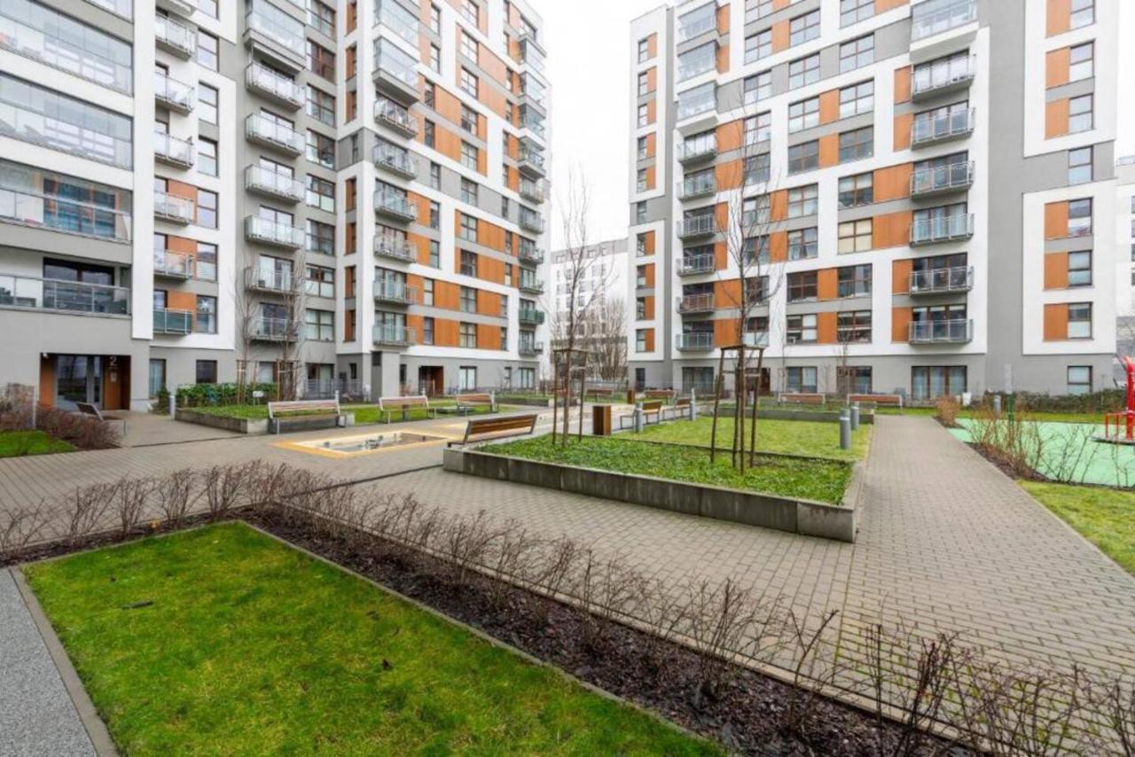 Woronicza 33B Prywatne Mieszkanie Z Oddzielna Sypialnia I Balkonem Bezplatne Miejsce Parkingowe Samodzielne Zameldowanie! Varsóvia Exterior foto